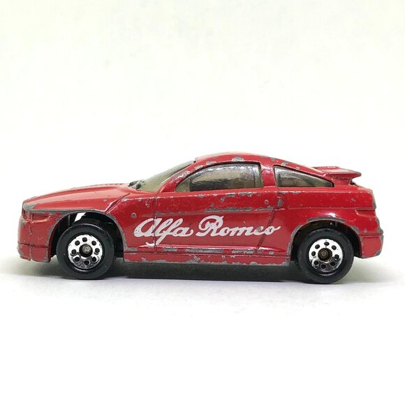 Matchbox 1989-1991 Alfa Romeo SZ red Collectible 1/64 Scale Diecast Model AS IS - Picture 2 of 14